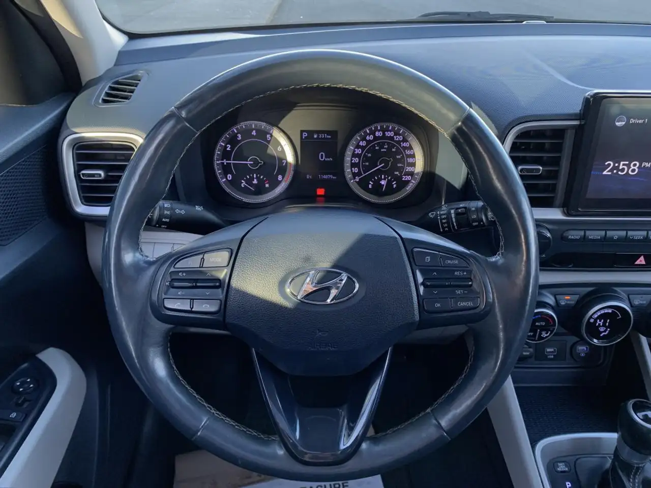 Hyundai Venue снимка Hyundai Venue