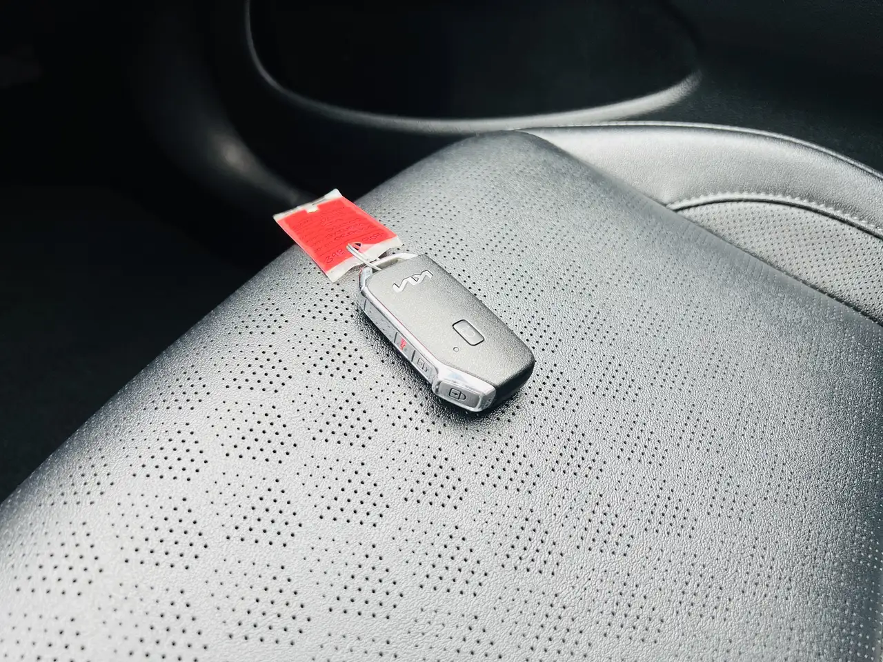 Kia Seltos снимка Kia Seltos