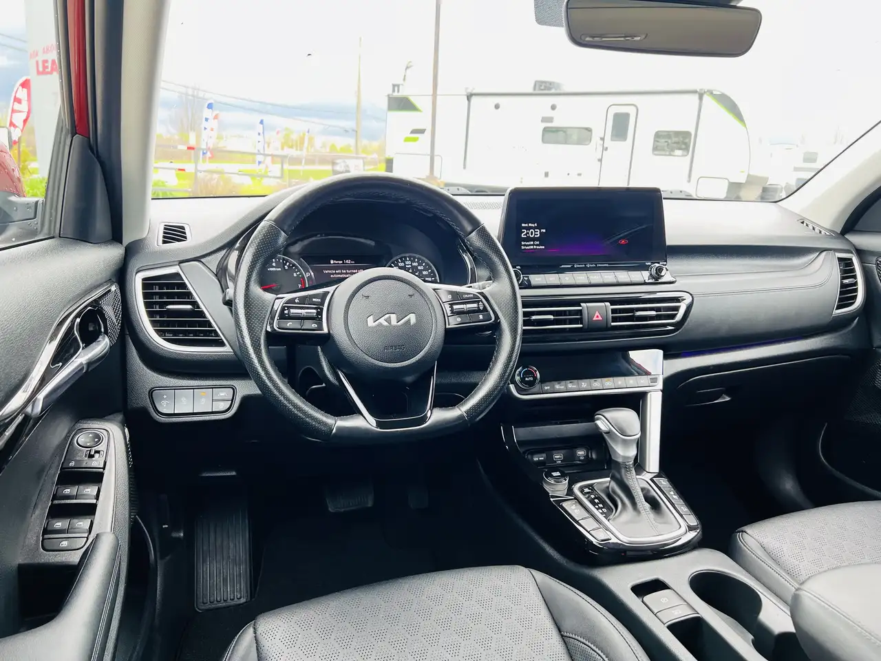 Kia Seltos снимка Kia Seltos