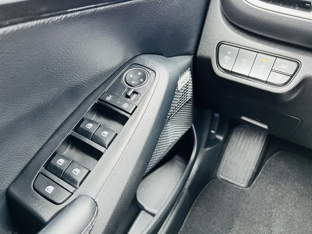 Kia Seltos снимка Kia Seltos