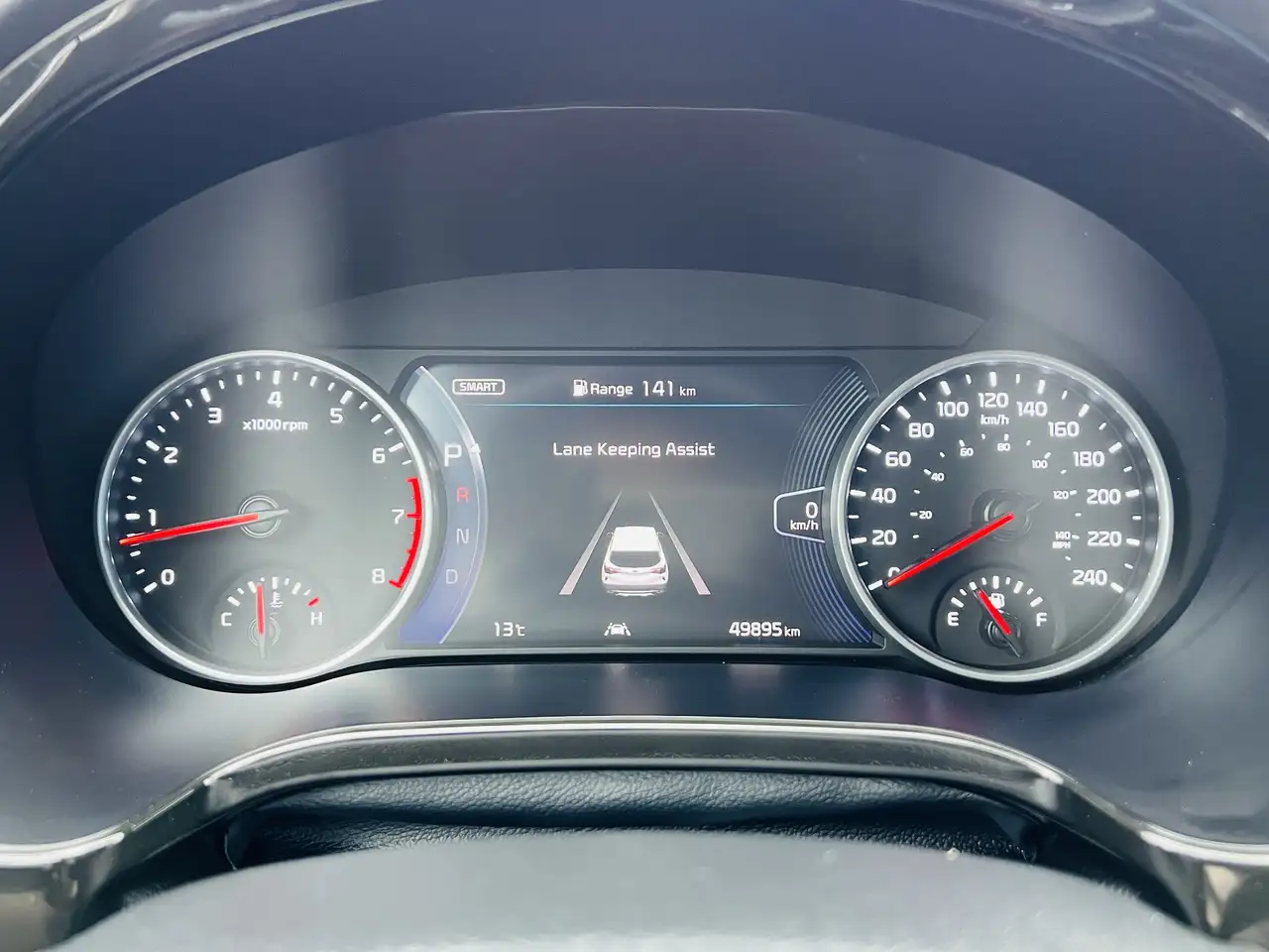 Kia Seltos снимка Kia Seltos