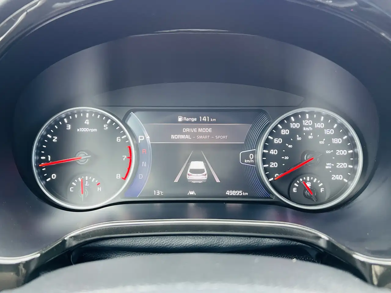 Kia Seltos снимка Kia Seltos