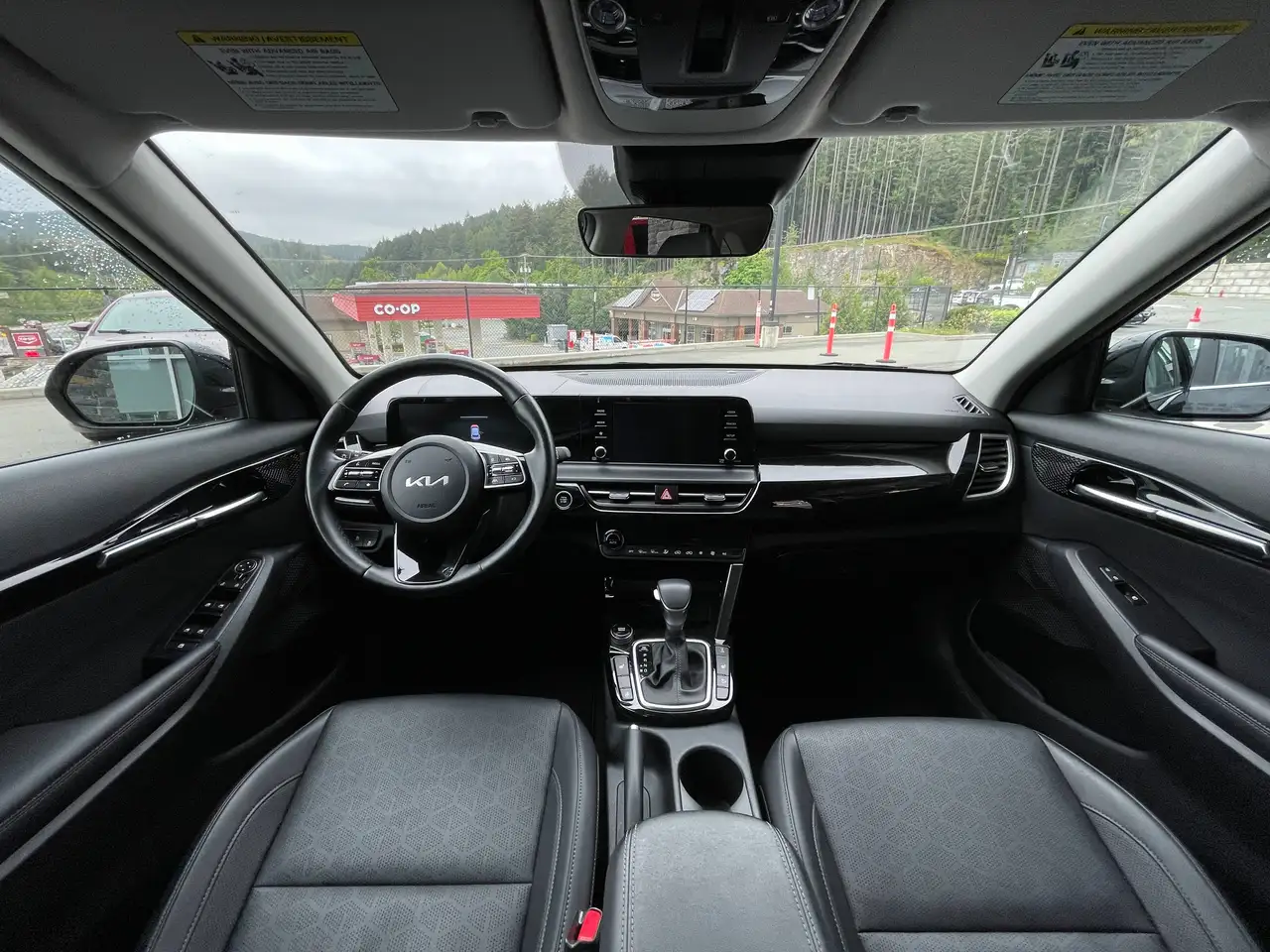 Kia Seltos снимка Kia Seltos