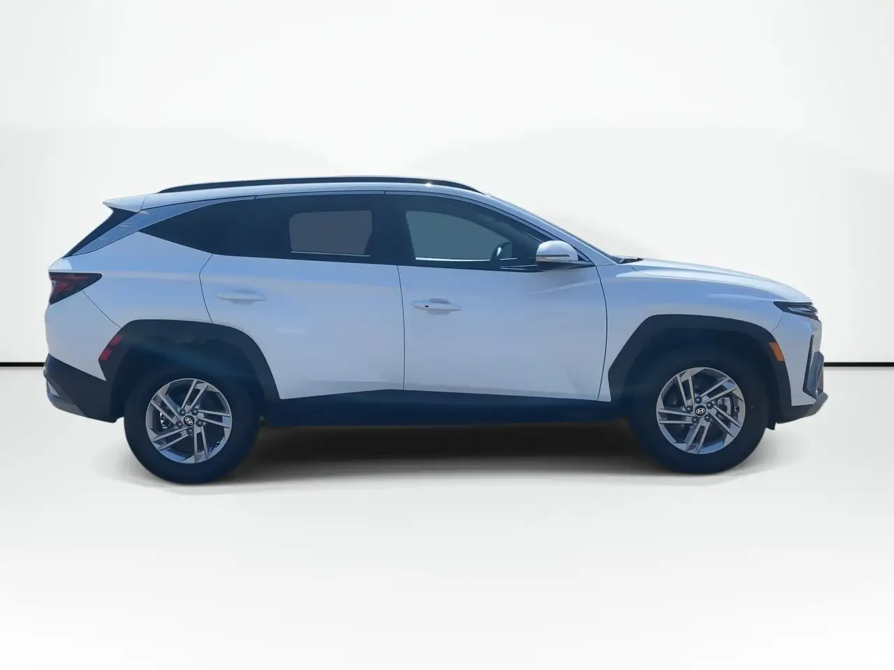 Hyundai TUCSON photo Hyundai TUCSON
