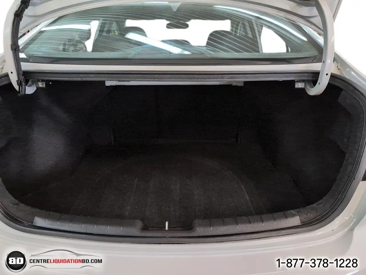 Hyundai ELANTRA снимка Hyundai ELANTRA