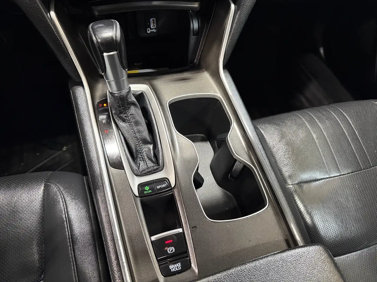 Honda Accord снимка Honda Accord