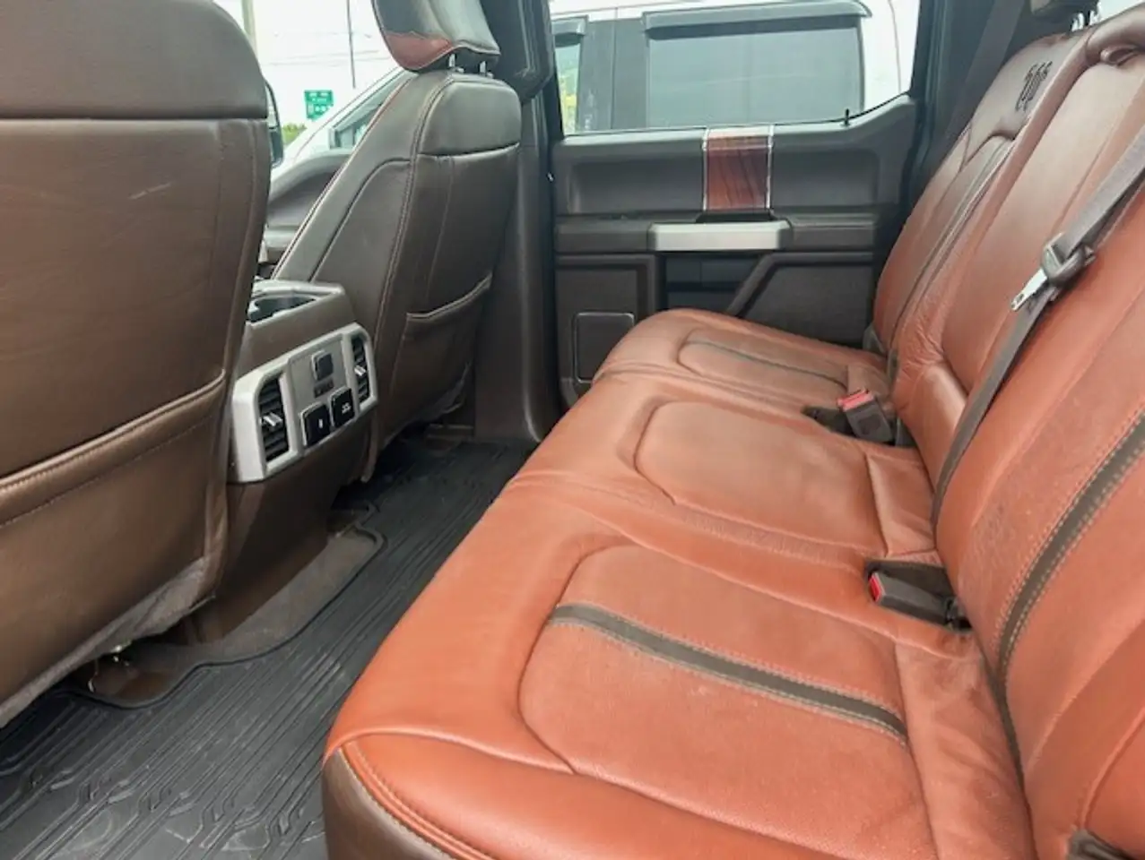 Ford F 350 снимка Ford F 350