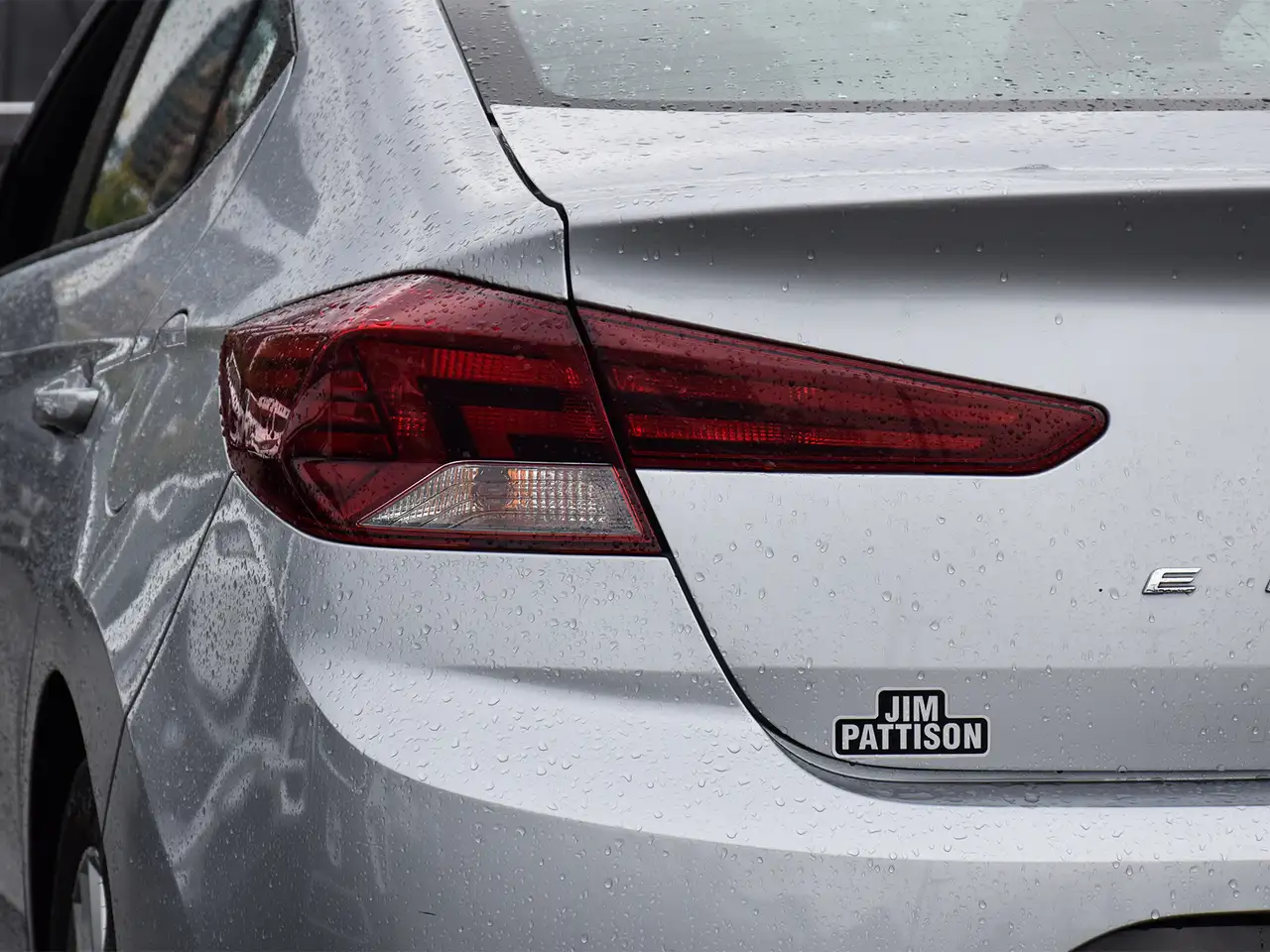 Hyundai ELANTRA photo Hyundai ELANTRA