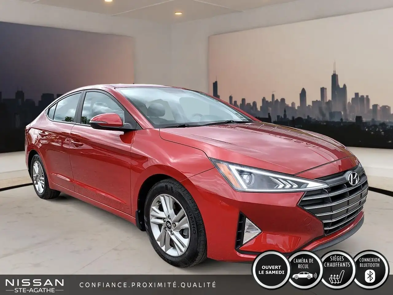 Hyundai ELANTRA fotografie Hyundai ELANTRA