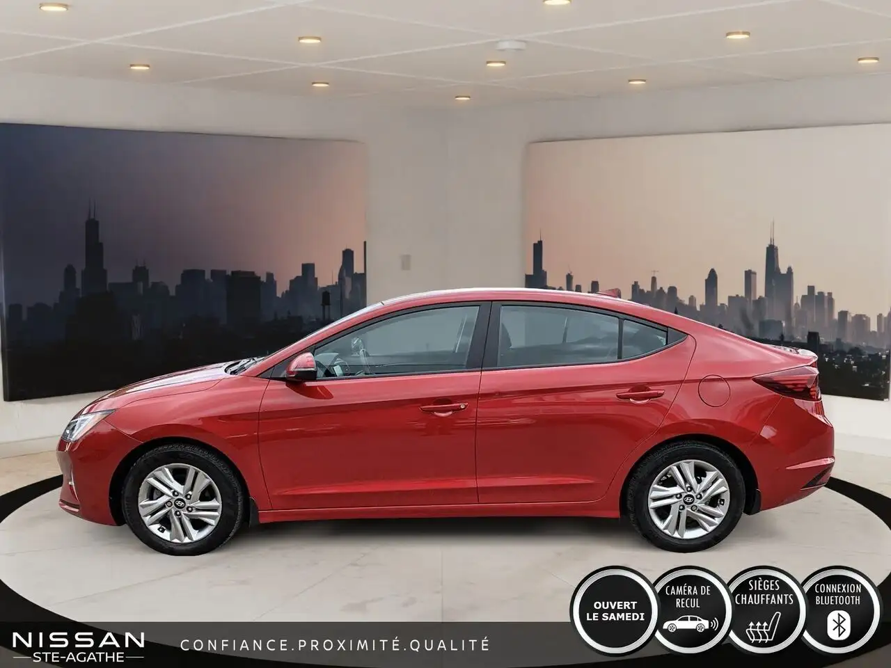 Hyundai ELANTRA fotografie Hyundai ELANTRA