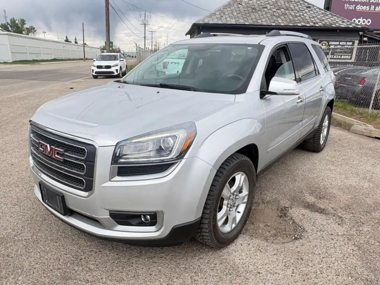 GMC Acadia снимка GMC Acadia