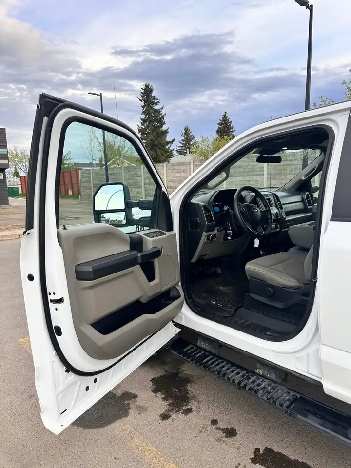 Ford F 350 снимка Ford F 350