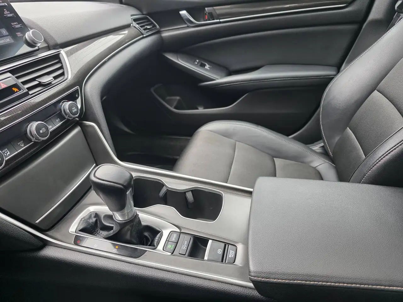 Honda Accord photo Honda Accord