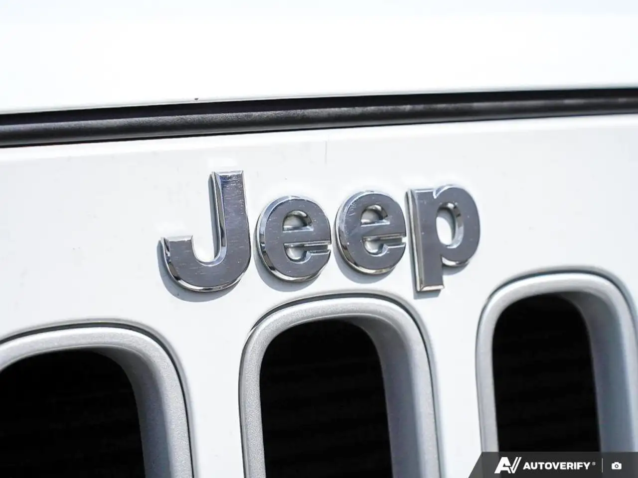 Jeep Wrangler photo Jeep Wrangler