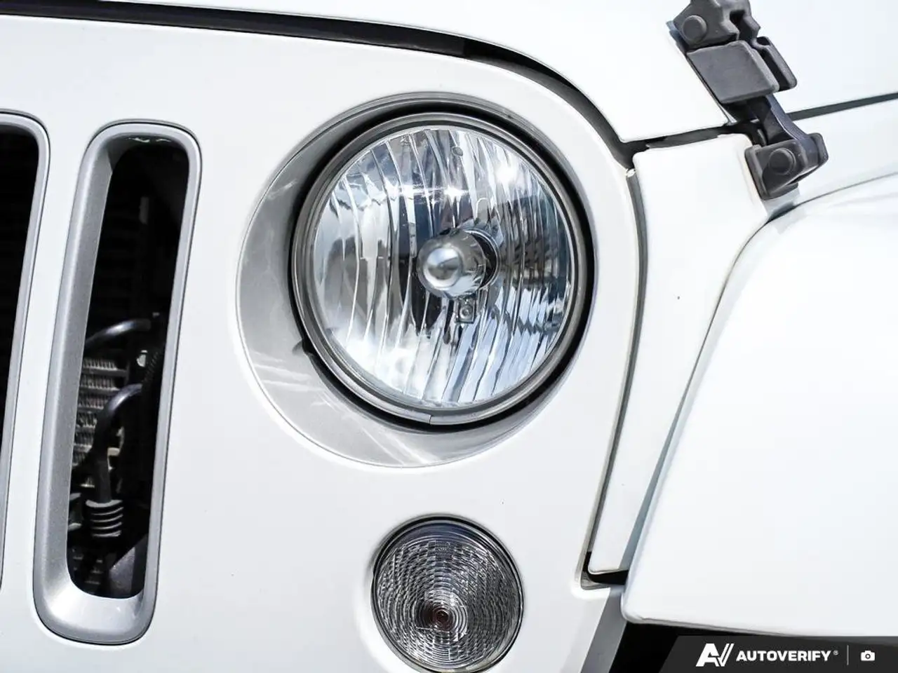 Jeep Wrangler photo Jeep Wrangler