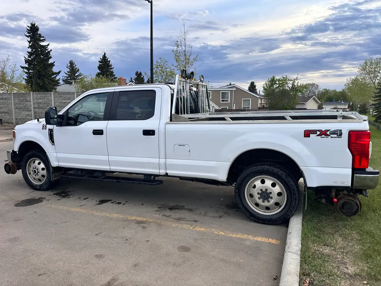 Ford F 350 снимка Ford F 350