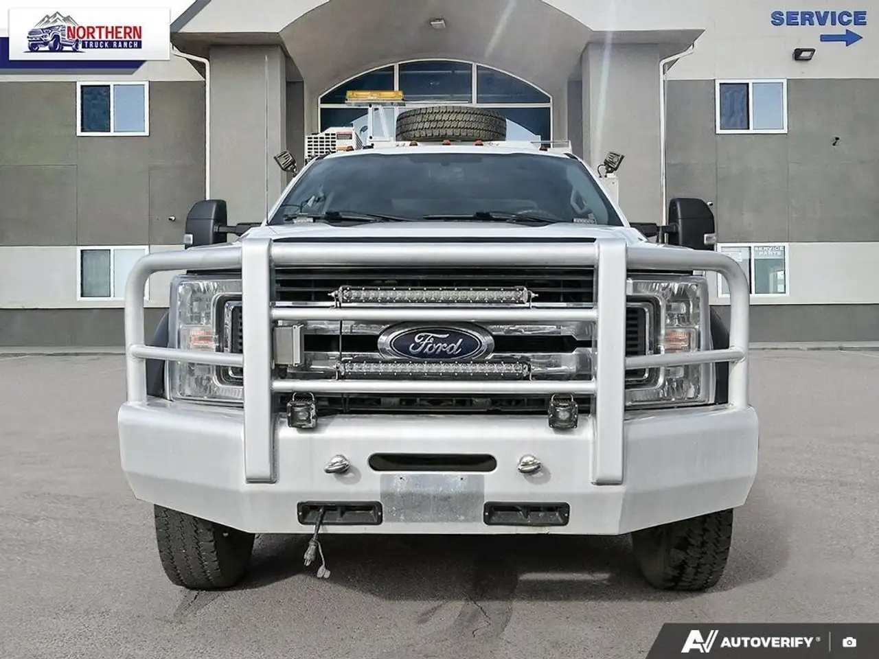 Ford F-450 Super Duty снимка Ford F-450 Super Duty