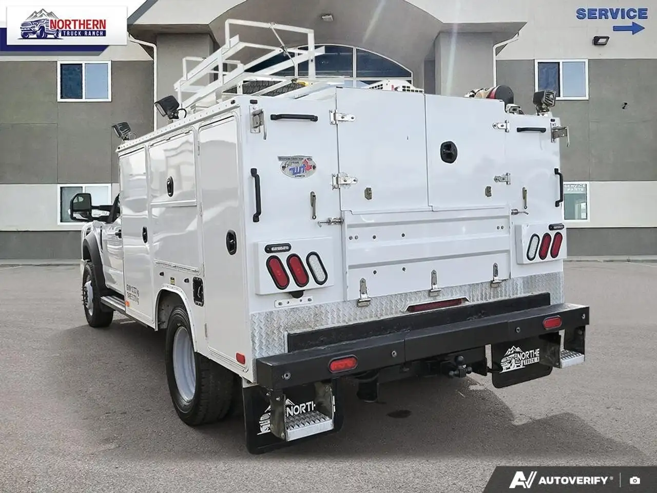 Ford F-450 Super Duty снимка Ford F-450 Super Duty