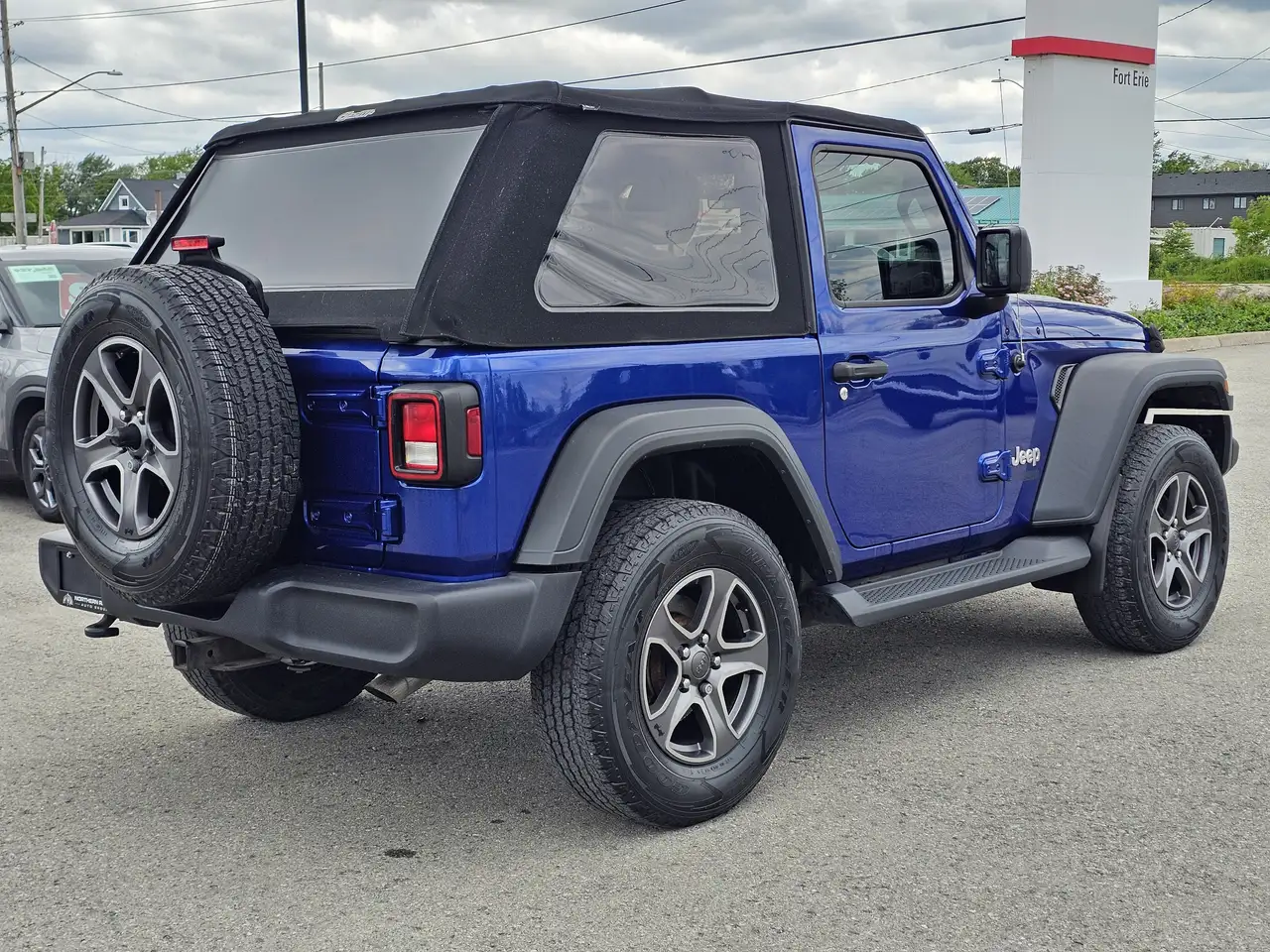 Jeep Wrangler photo Jeep Wrangler