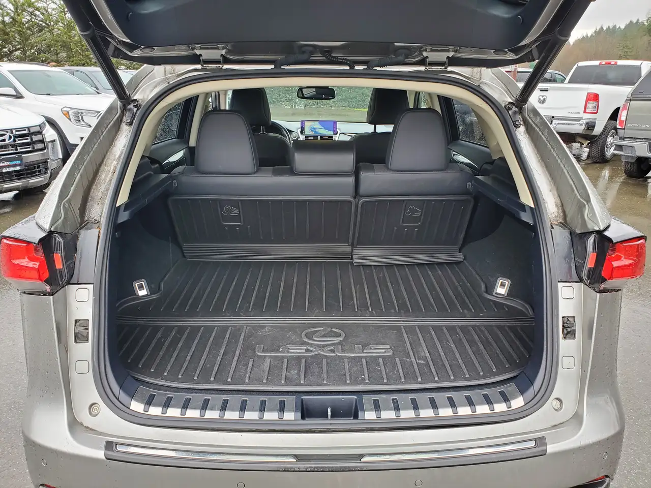 Lexus NX photo Lexus NX