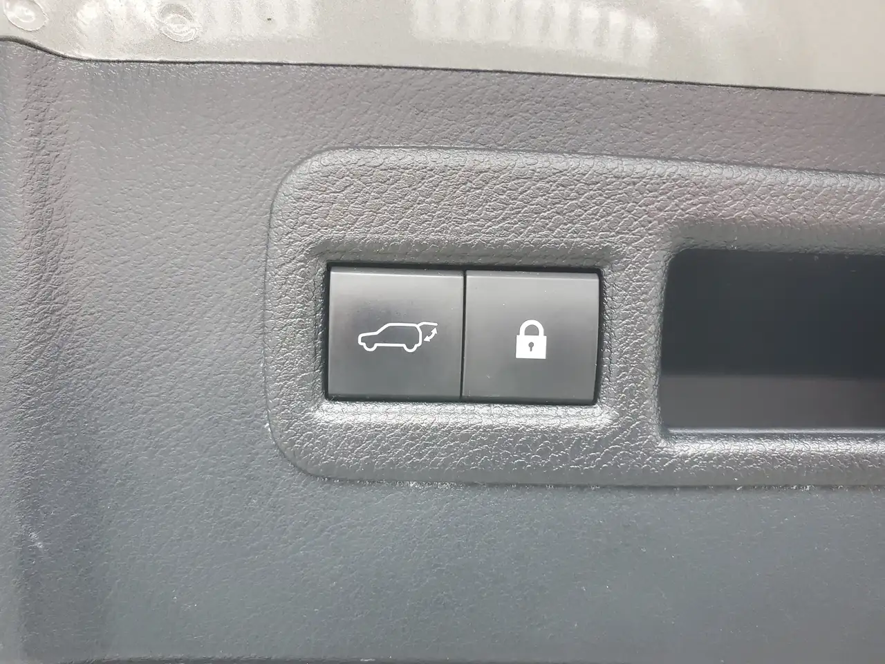 Lexus NX photo Lexus NX