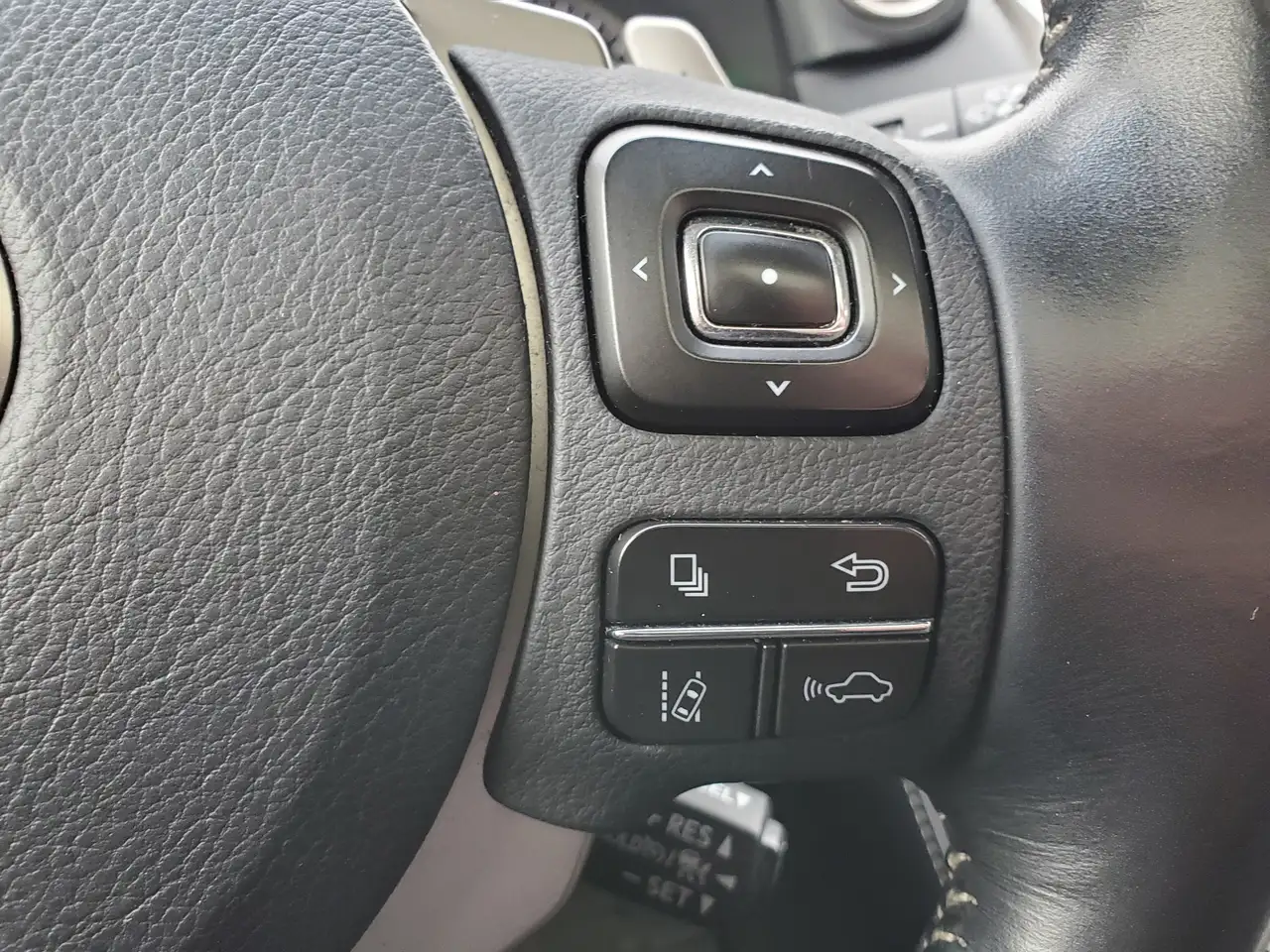 Lexus NX photo Lexus NX