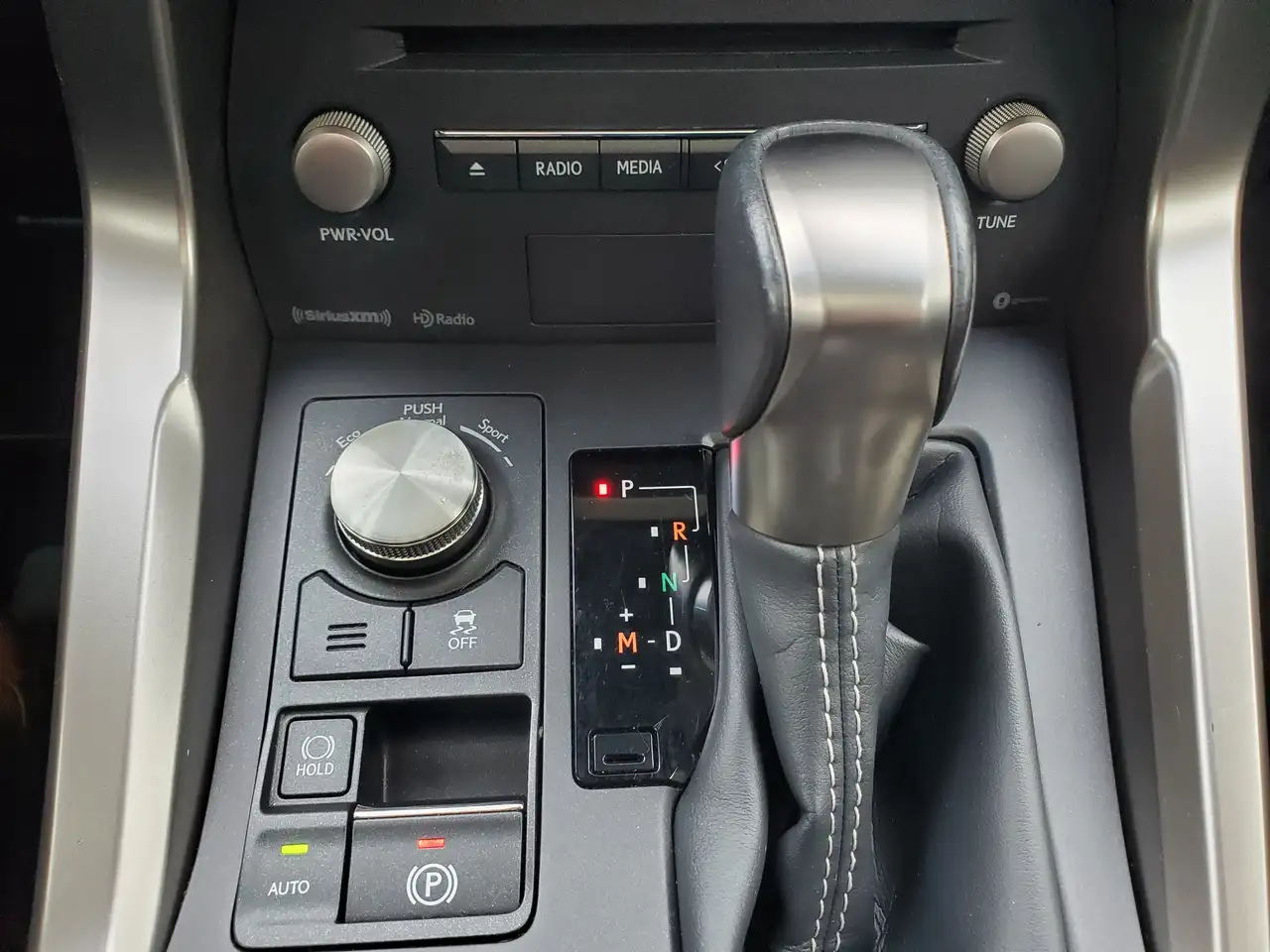 Lexus NX photo Lexus NX