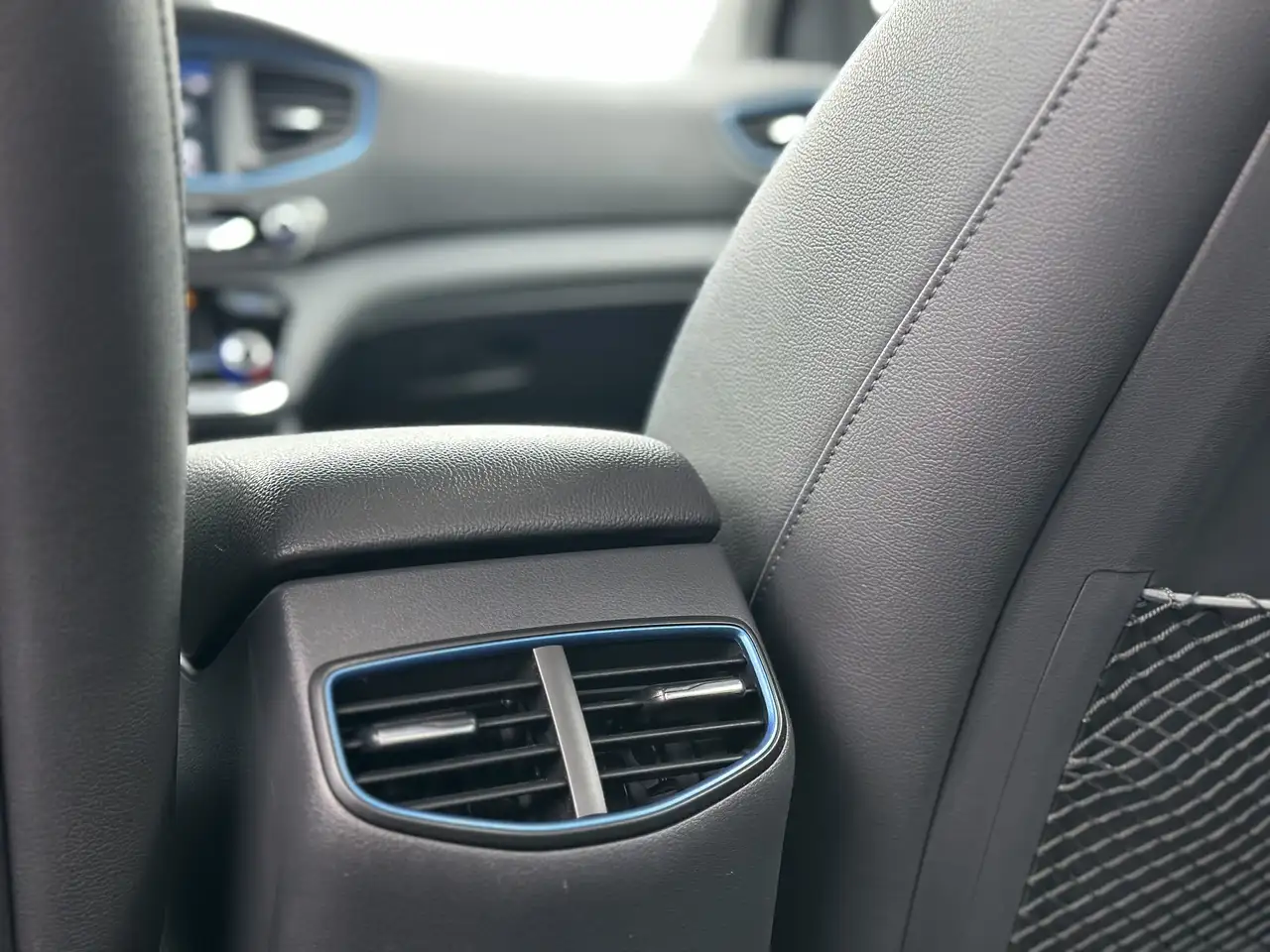 Hyundai IONIQ снимка Hyundai IONIQ