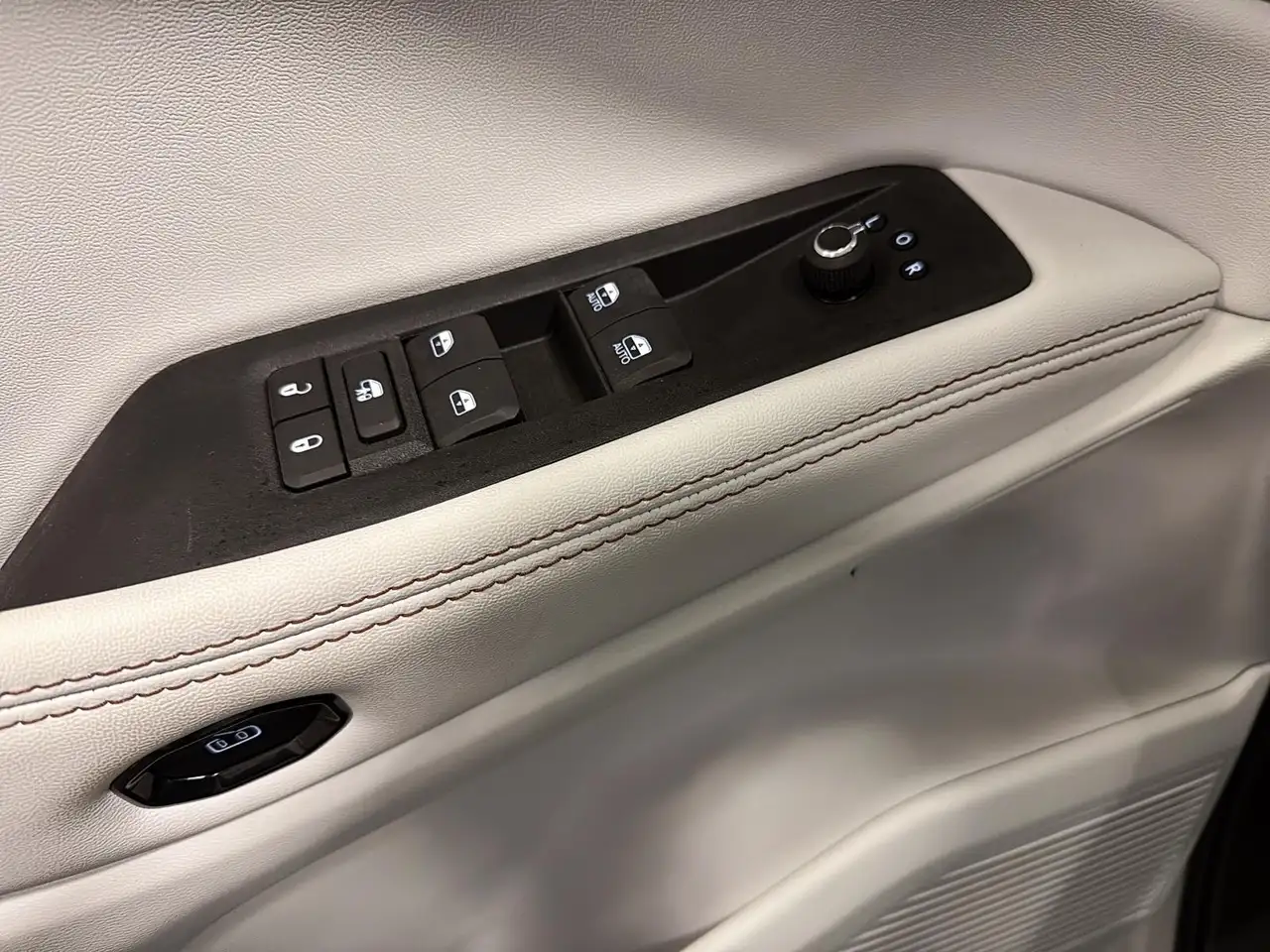Jeep Cherokee снимка Jeep Cherokee