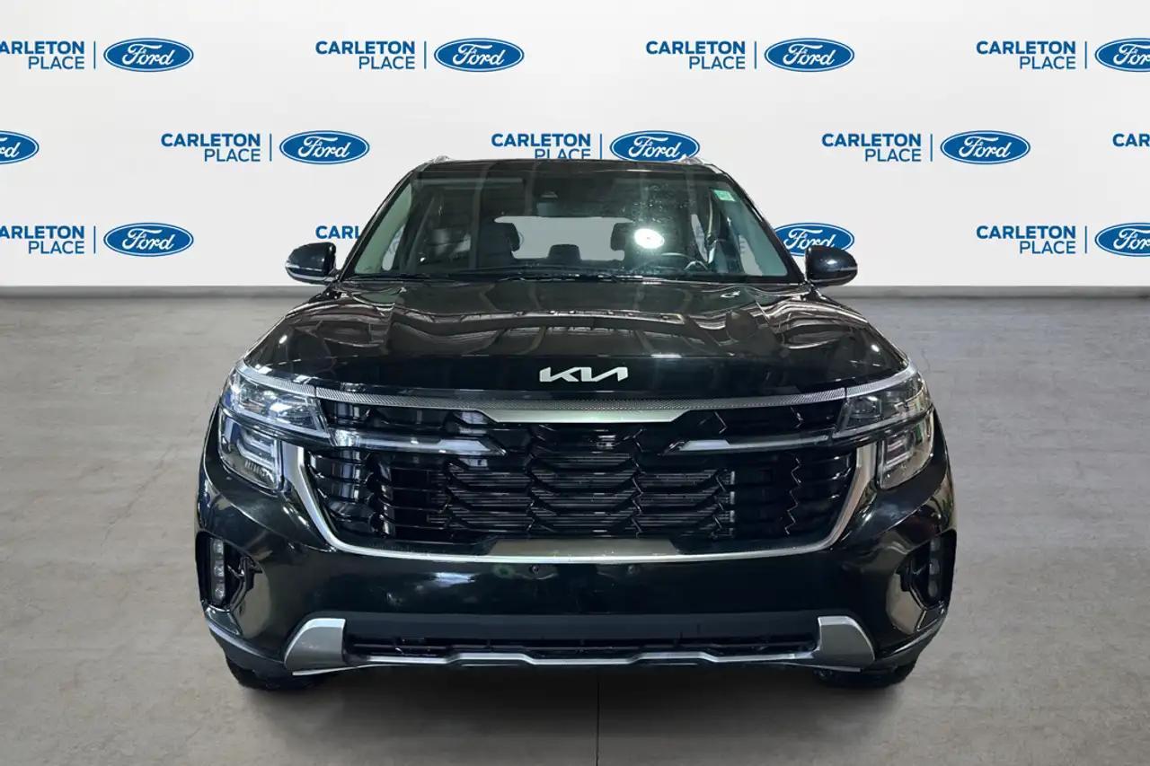 Kia Seltos снимка Kia Seltos