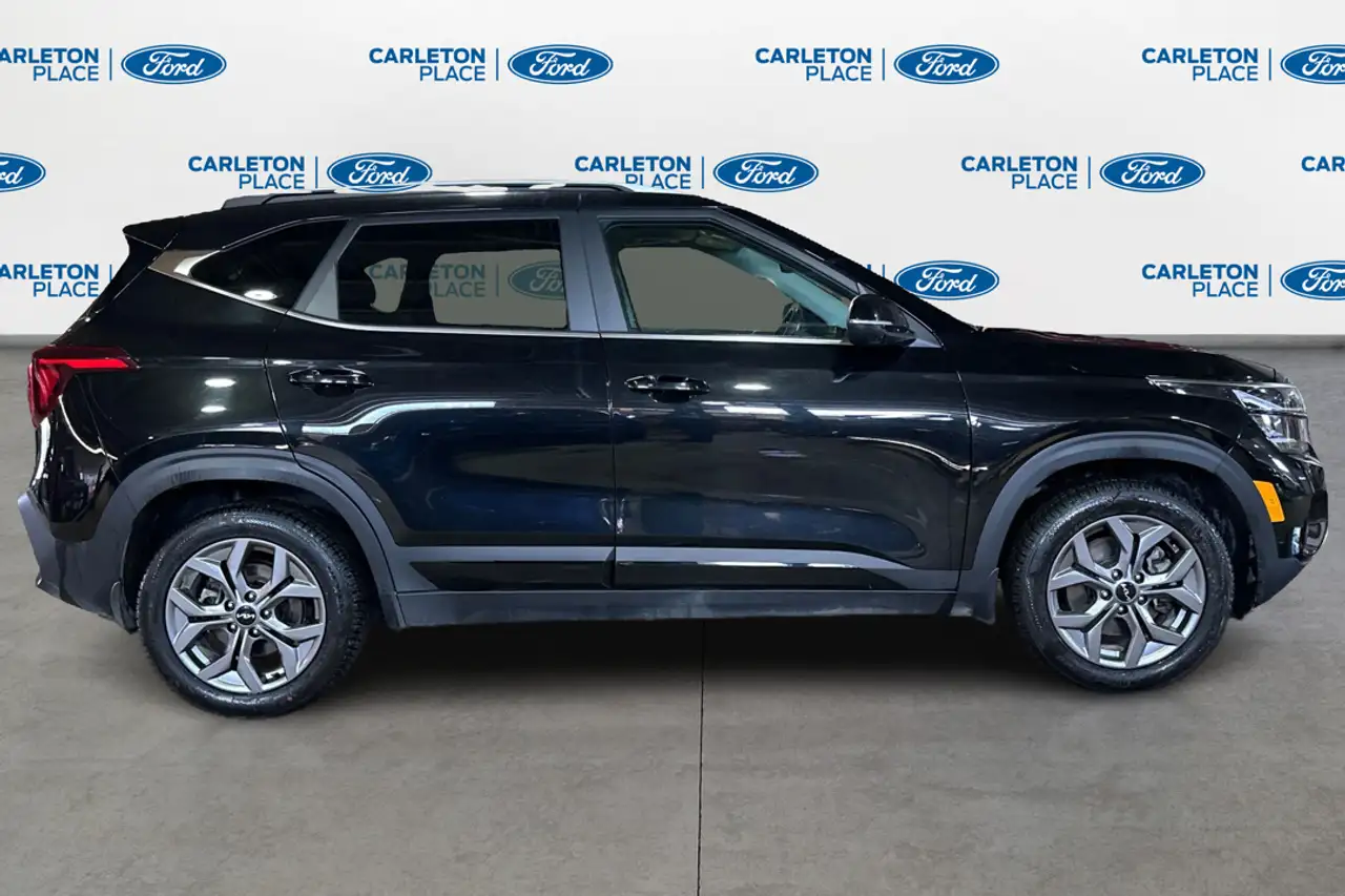Kia Seltos снимка Kia Seltos