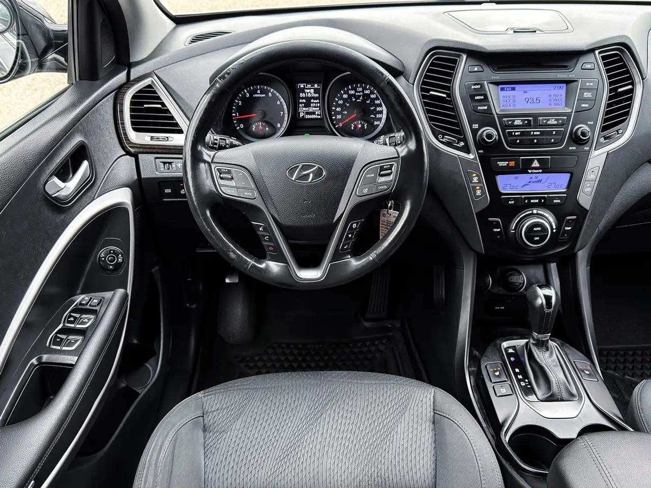 Hyundai SANTA FE fotografie Hyundai SANTA FE