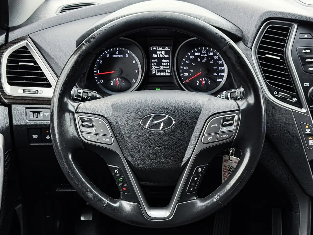 Hyundai SANTA FE fotografie Hyundai SANTA FE