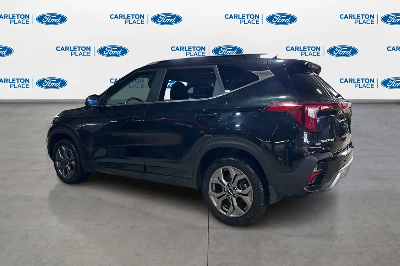 Kia Seltos снимка Kia Seltos