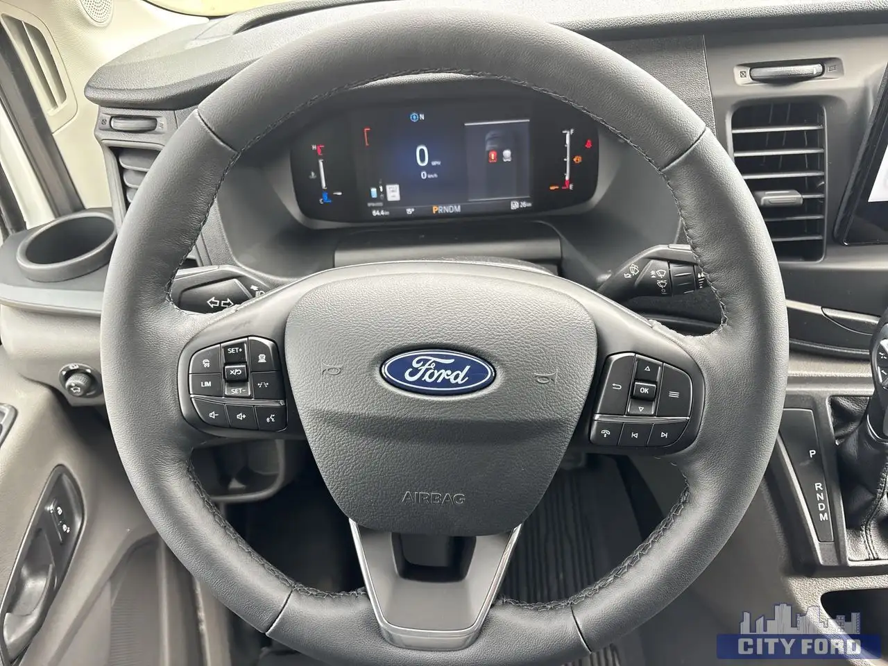 Ford Transit Cargo Van снимка Ford Transit Cargo Van