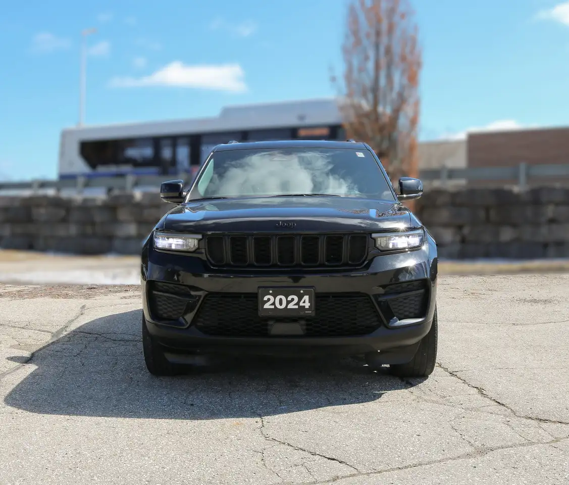 Jeep Grand Cherokee photo Jeep Grand Cherokee