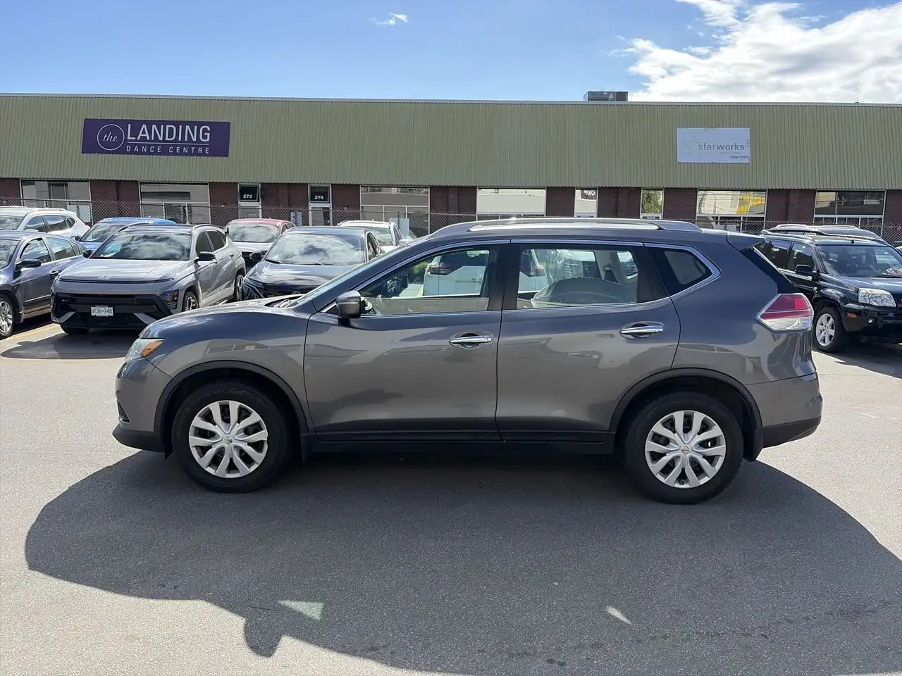 Nissan Rogue fotografie Nissan Rogue