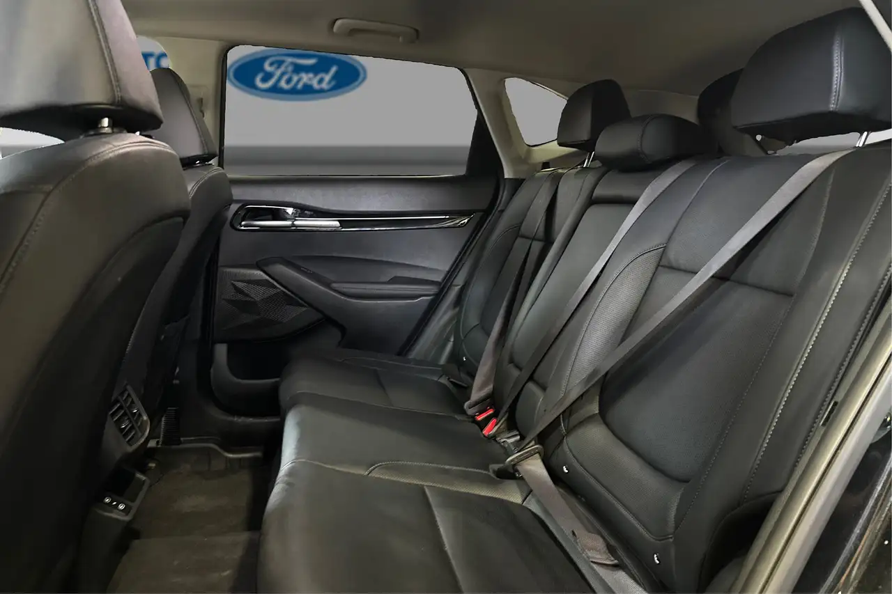 Kia Seltos снимка Kia Seltos