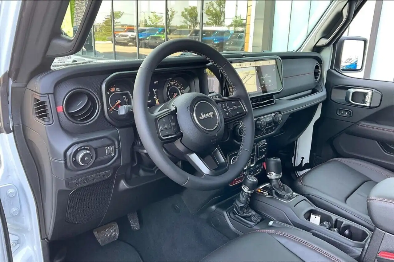 Jeep Wrangler photo Jeep Wrangler