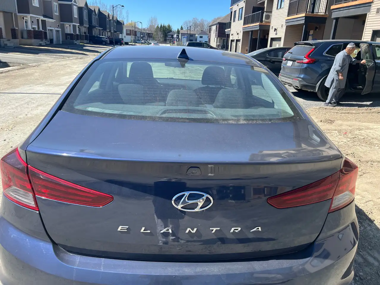 Hyundai ELANTRA fotografie Hyundai ELANTRA