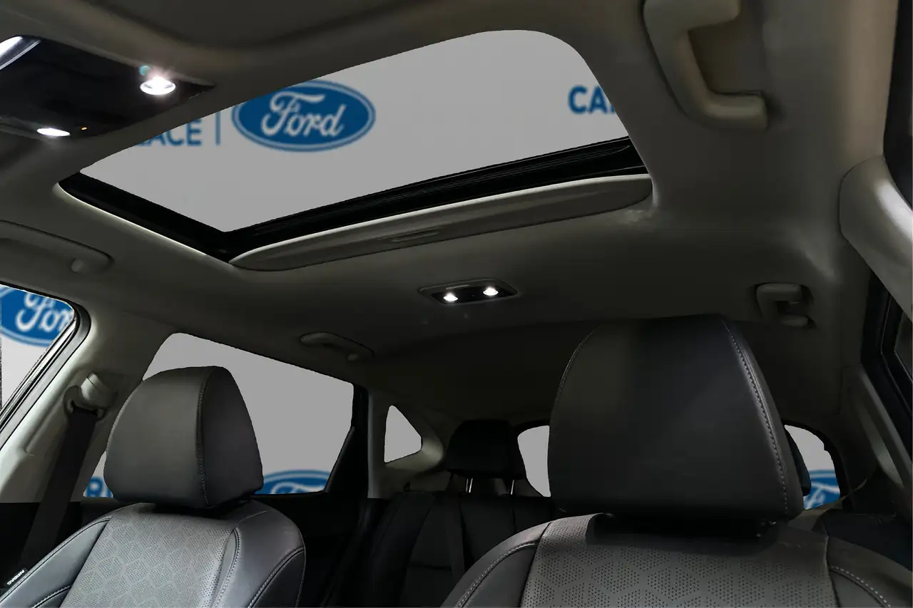 Kia Seltos снимка Kia Seltos