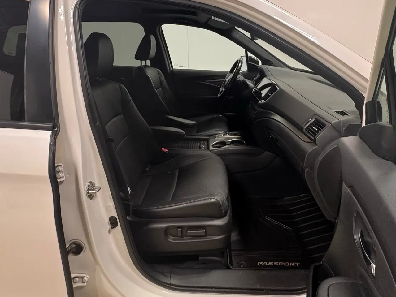 Honda Passport photo Honda Passport