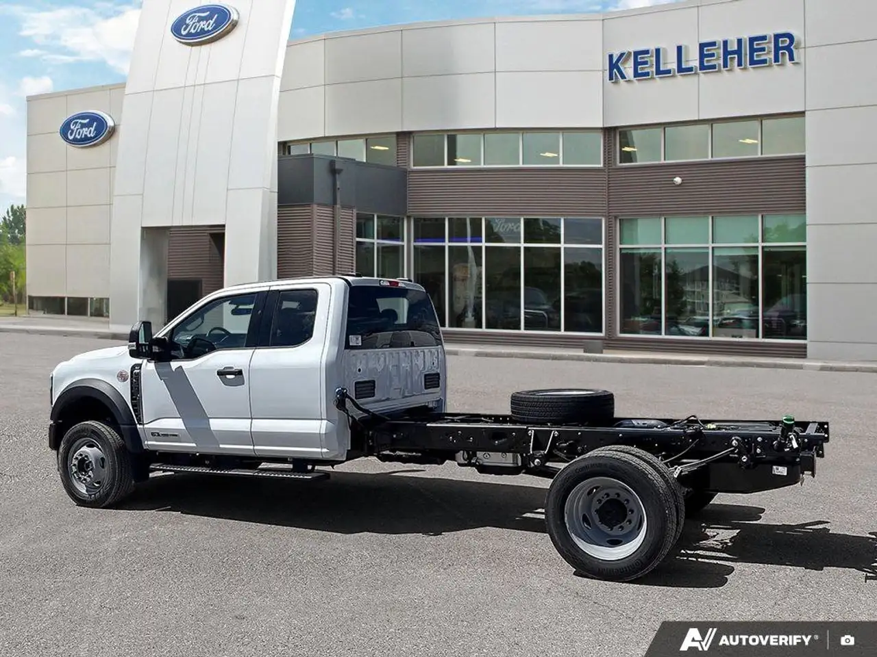 Ford F-550 Super Duty снимка Ford F-550 Super Duty