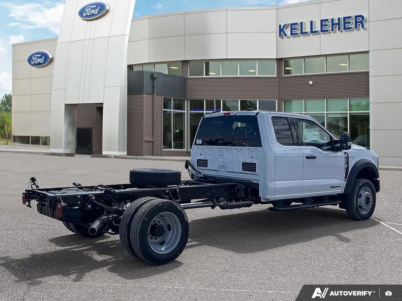 Ford F-550 Super Duty снимка Ford F-550 Super Duty