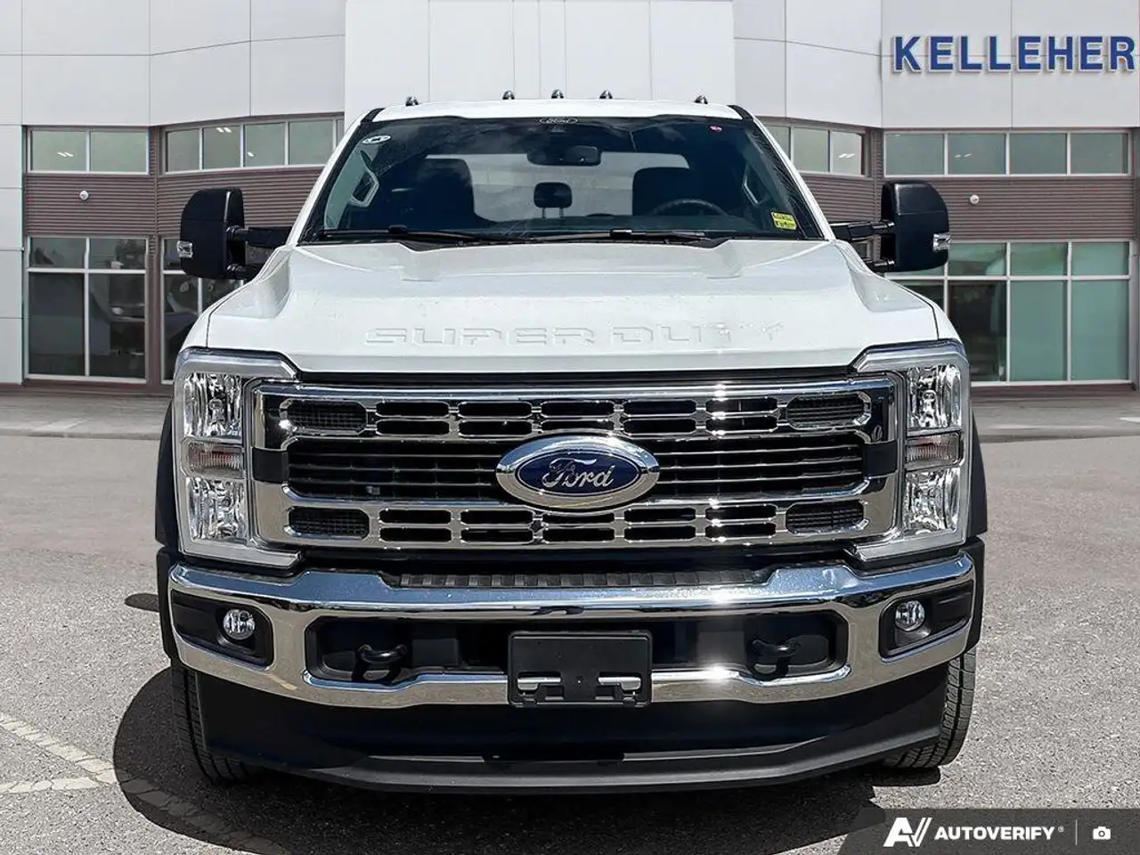 Ford F-550 Super Duty снимка Ford F-550 Super Duty