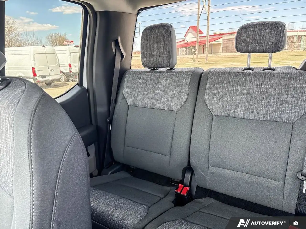 Ford F-550 Super Duty снимка Ford F-550 Super Duty