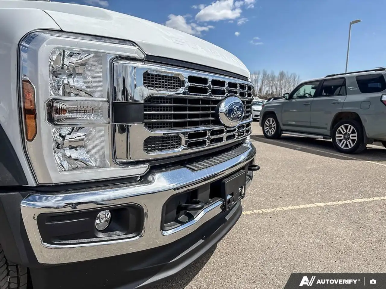 Ford F-550 Super Duty снимка Ford F-550 Super Duty