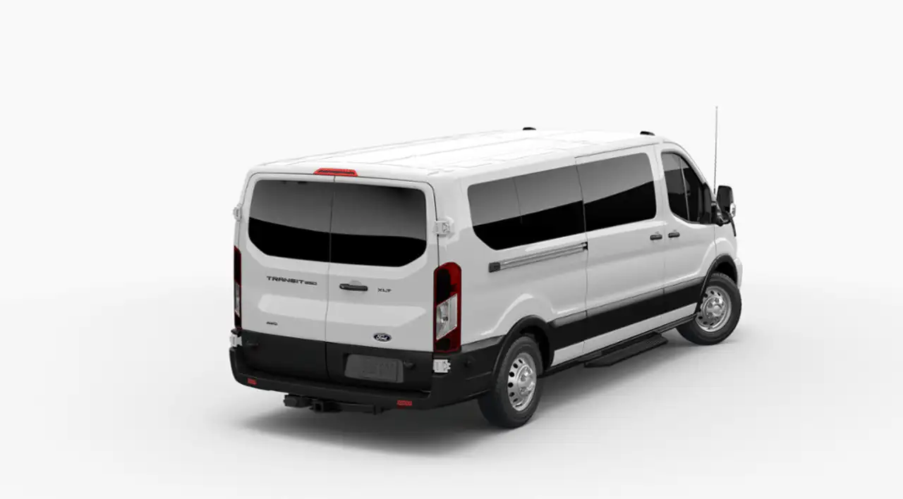 Ford Transit Passenger Wagon снимка Ford Transit Passenger Wagon