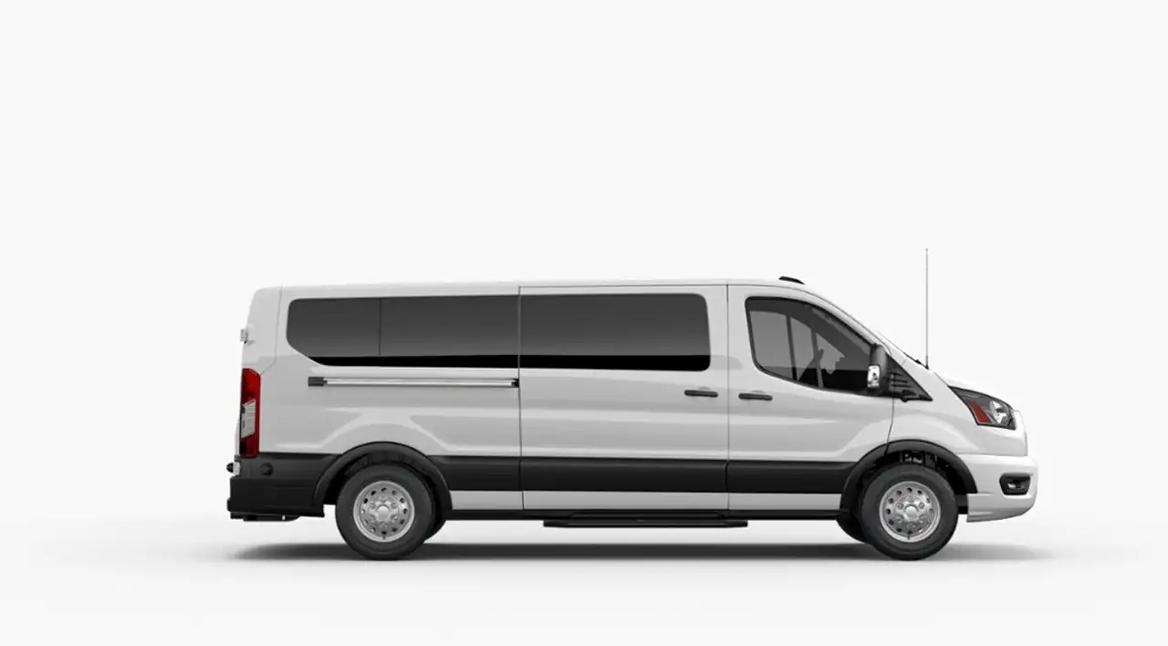 Ford Transit Passenger Wagon снимка Ford Transit Passenger Wagon
