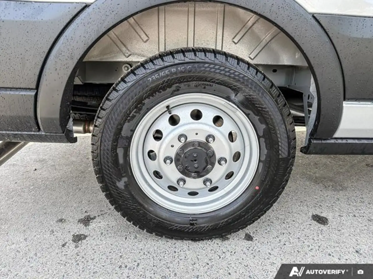 Ford Transit Passenger Wagon fotografie Ford Transit Passenger Wagon